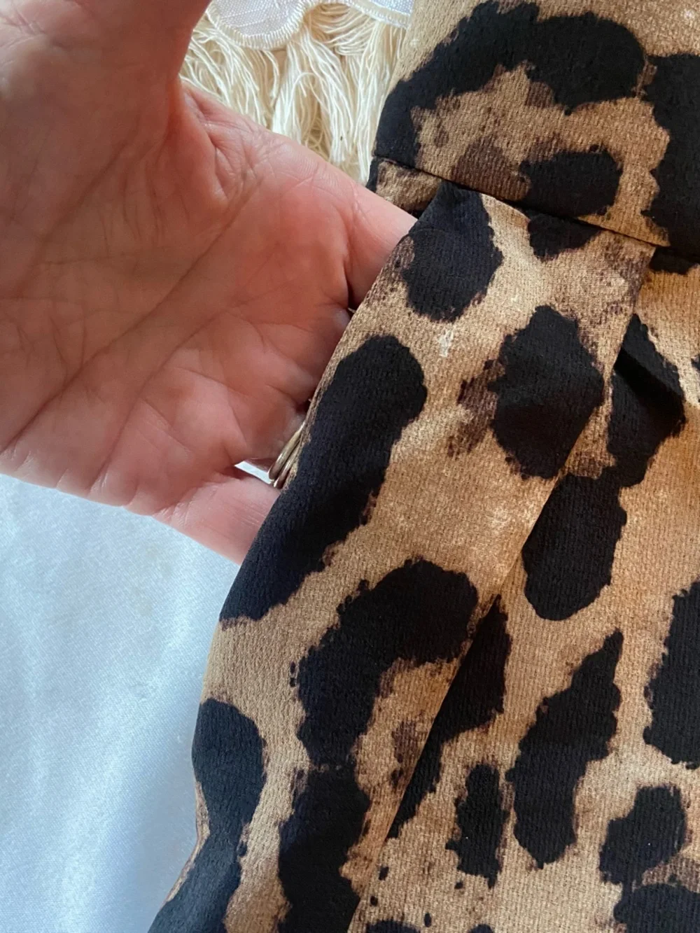Hayden Los Angeles Leopard-Print Pleated Swing Shorts Size S Tan & Black Spring